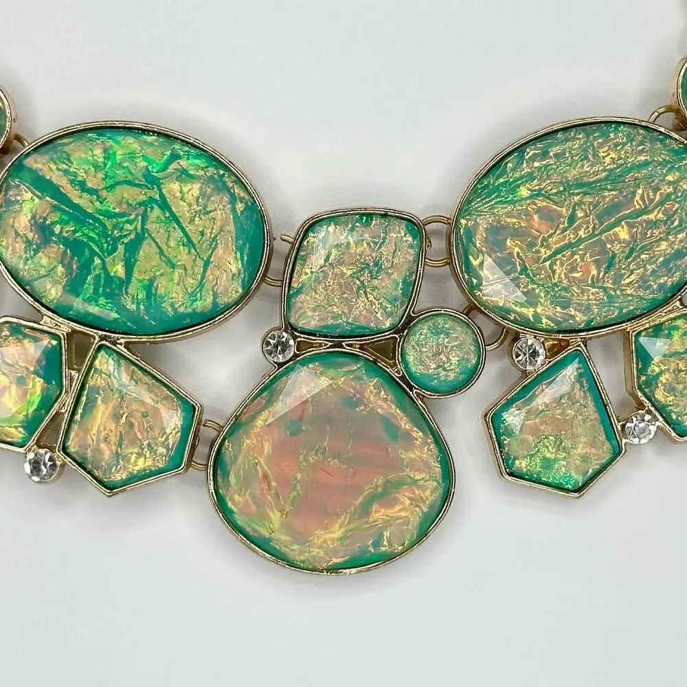 Claire's Irridescent Green and Gold Tone Bib Necklace with Matching Earrings